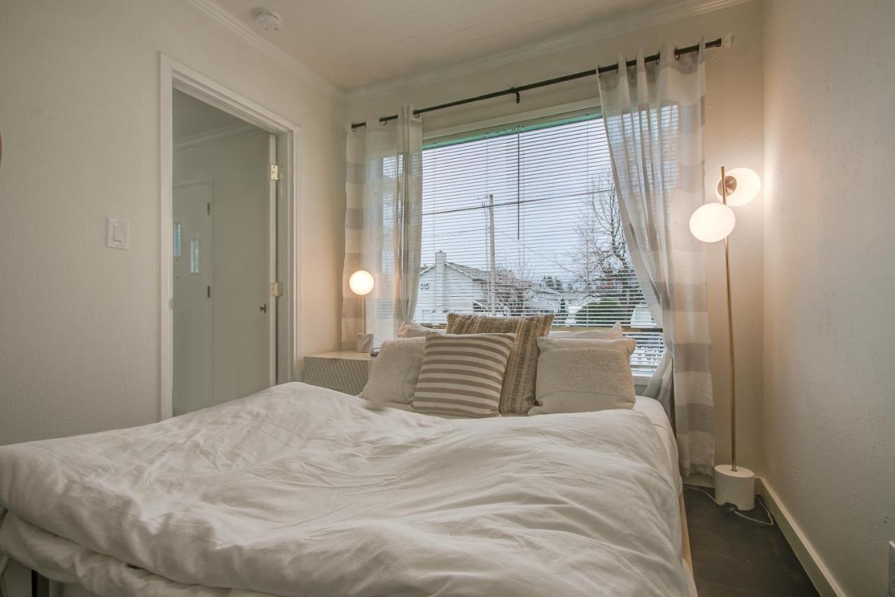 North Bend Downtown Cottage Экстерьер фото